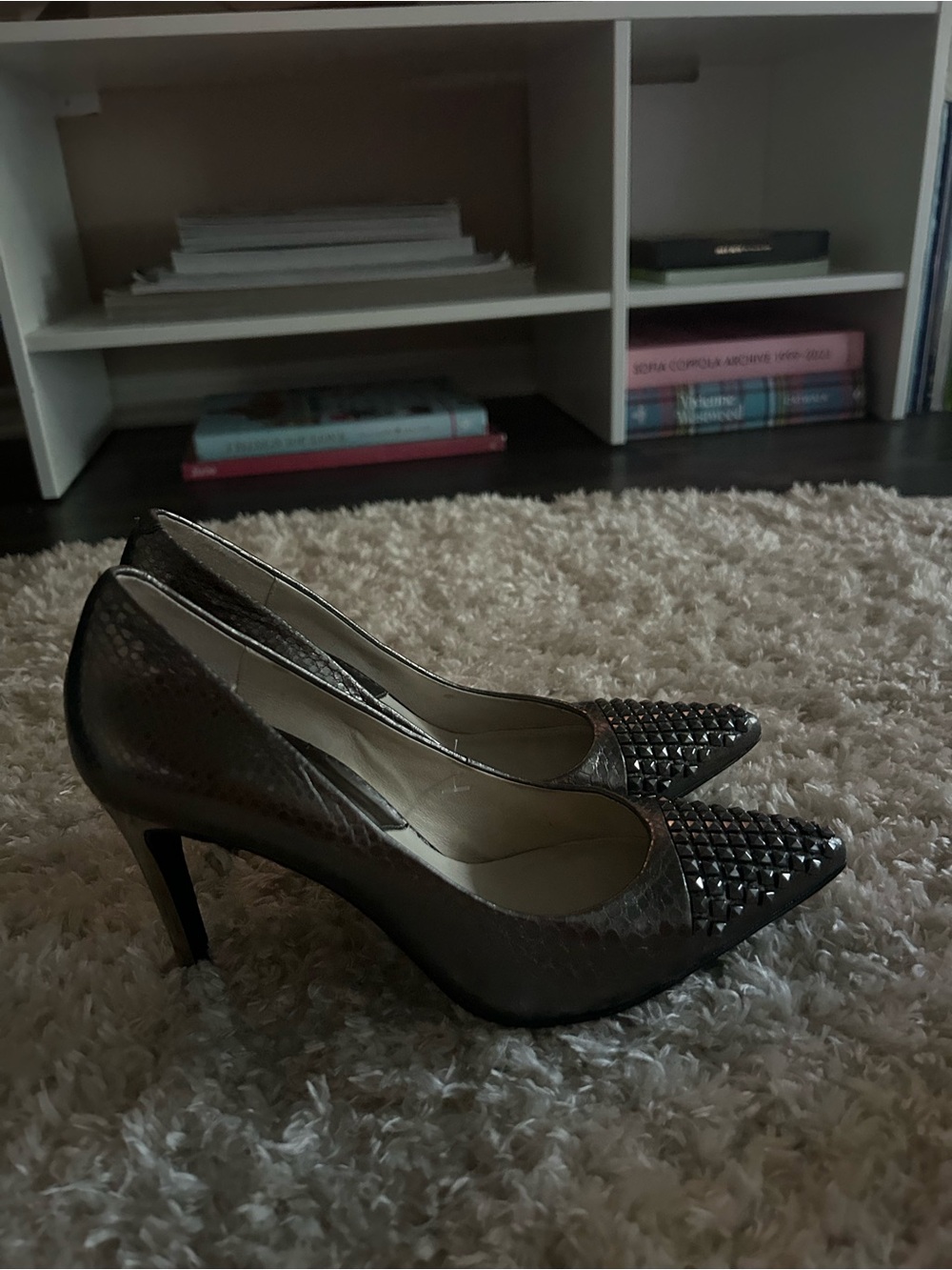 michael kors black snake skin studded pointed stiletto heels size 7 never worn